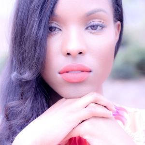 Meet your Posher, Elena